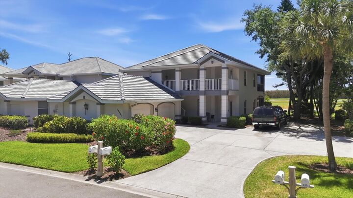 Property Photo:  14061 Willow Glen Court 239  FL 33953 