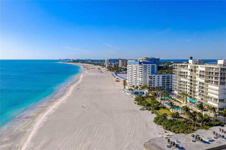 Property Photo:  1800 Benjamin Franklin Drive A905  FL 34236 