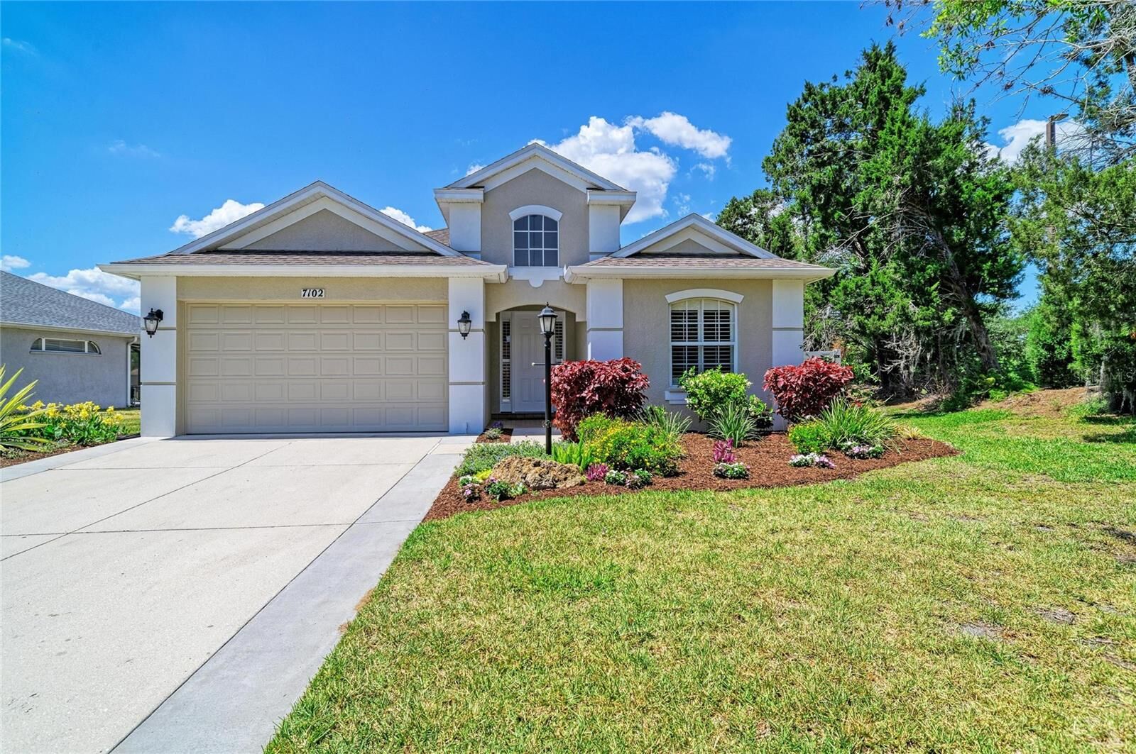 Property Photo:  7102 Bluebell Court  FL 34202 