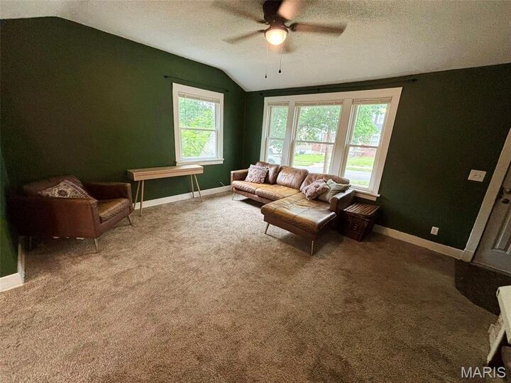 Property Photo: 210 Shepherd Place MO 63401