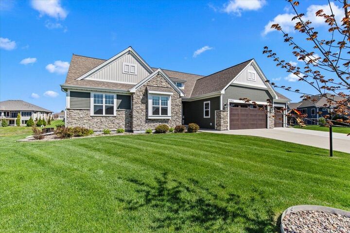 Property Photo:  W158n6711 Tamarack Trl  WI 53051 