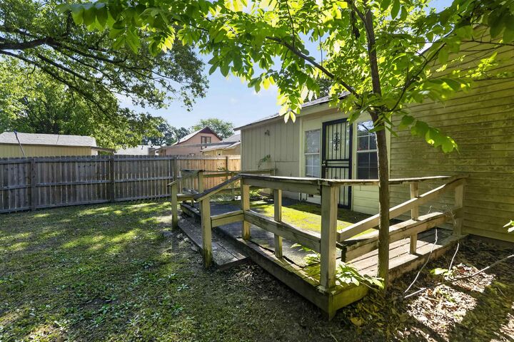 Property Photo: 3372 Spring Shadow Dr TN 38118