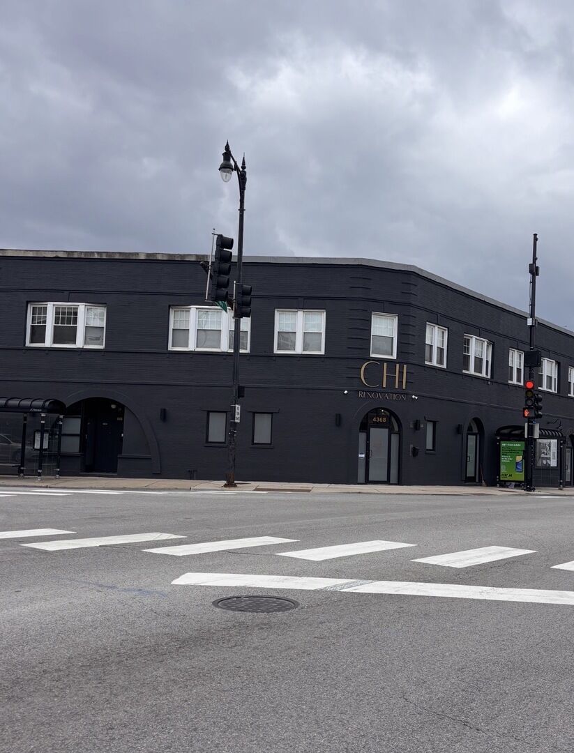 Property Photo:  4366 N Milwaukee Avenue 2N  IL 60641 