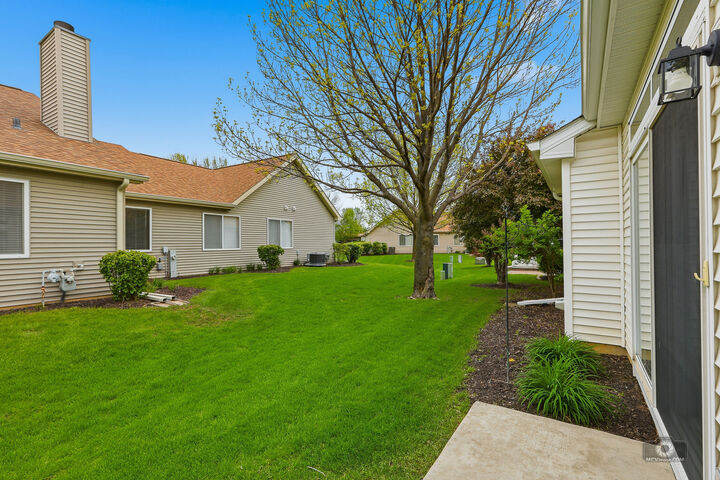Property Photo:  21434 W Juniper Lane  IL 60544 
