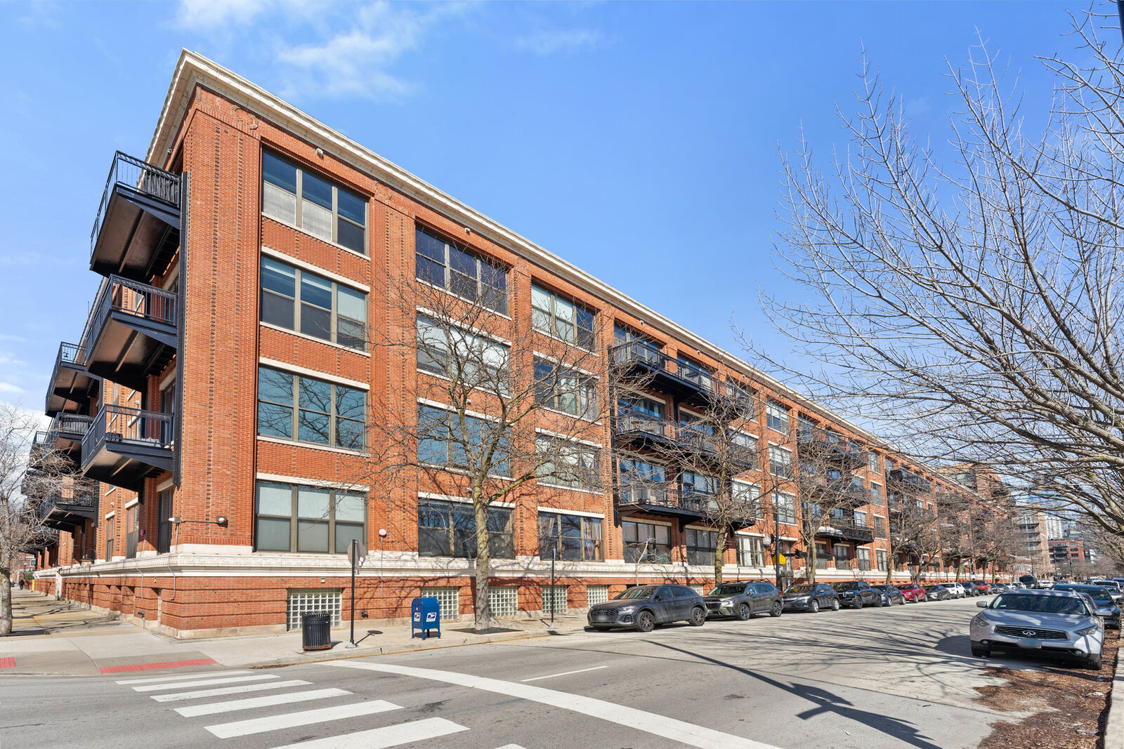 Property Photo:  1040 W Adams Street 122  IL 60607 