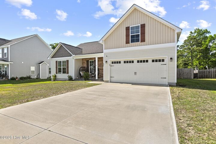 Property Photo:  231 Holly Grove Court E  NC 28540 