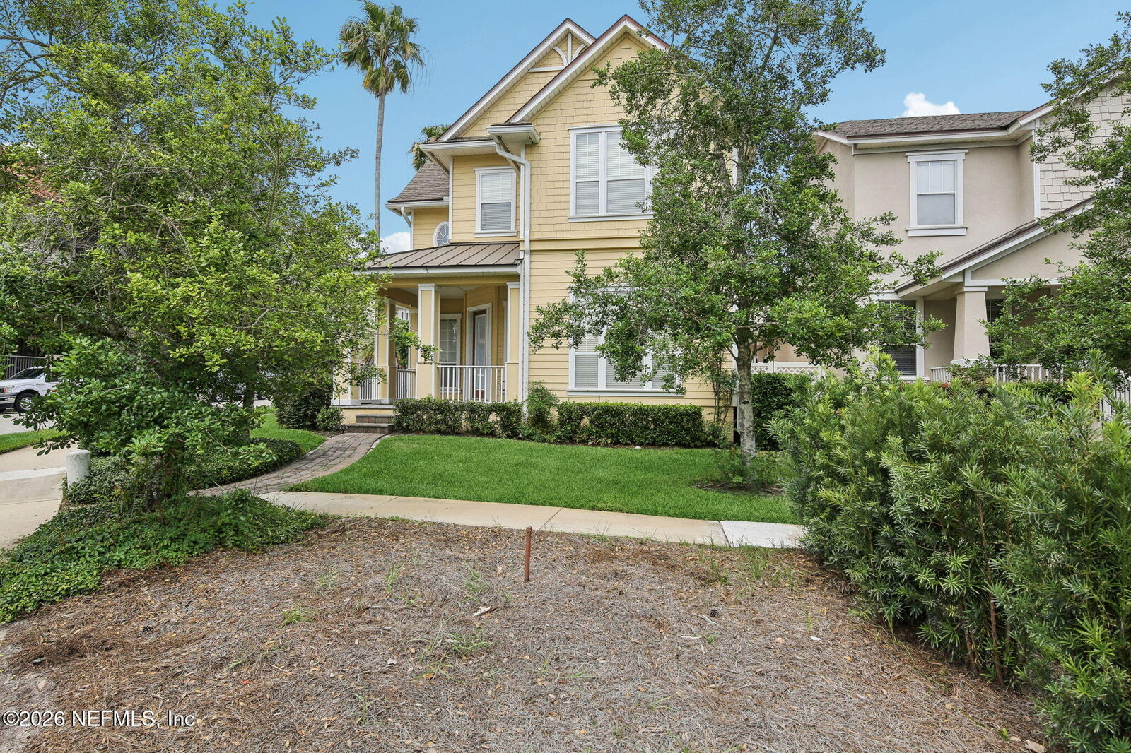 Property Photo:  400 Central  FL 32095 
