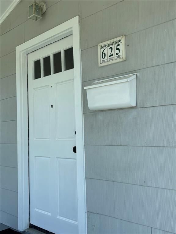 Property Photo:  625 Jung Boulevard  LA 70072 