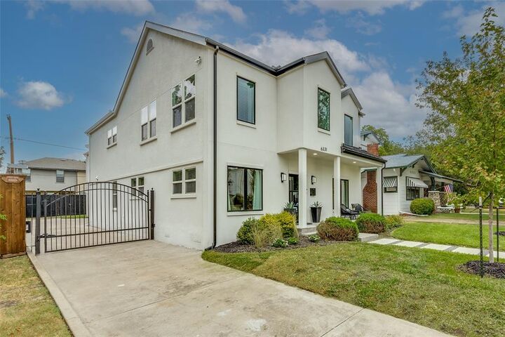 Property Photo: 6331 Lakeshore TX 75214