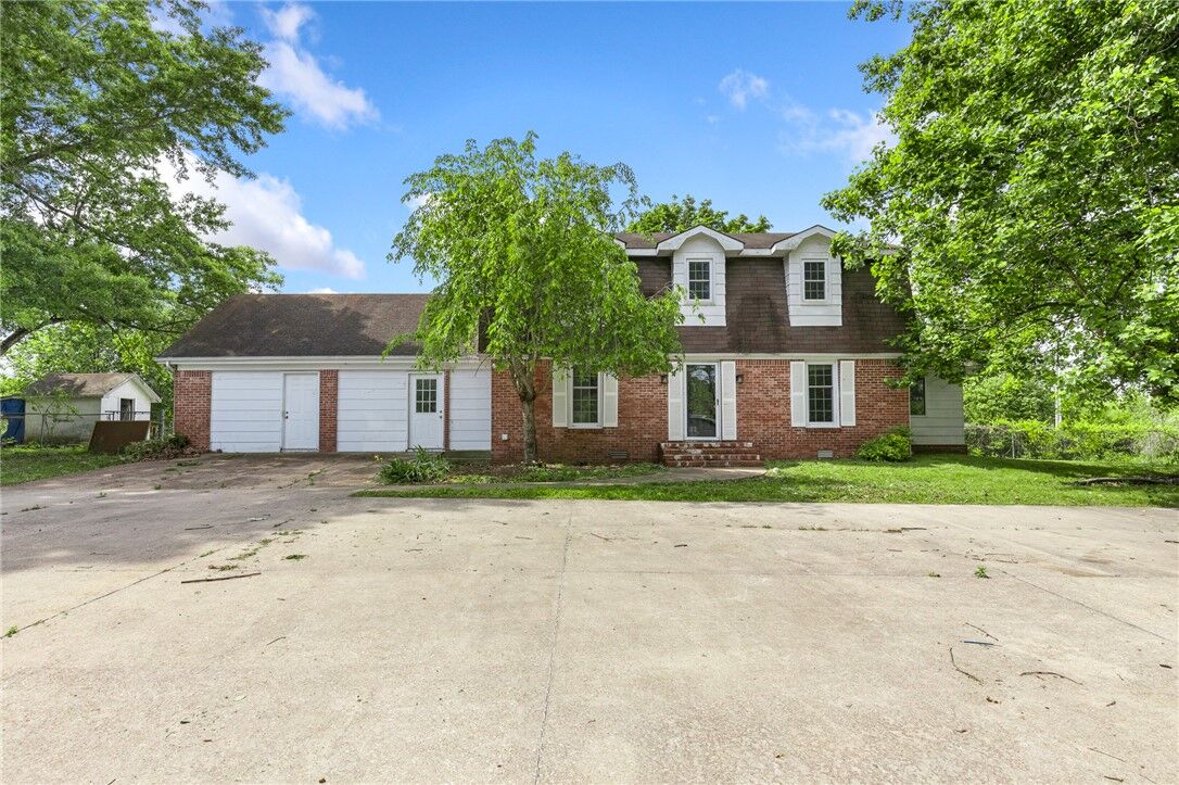 Property Photo:  200 Loftin  AR 72601 