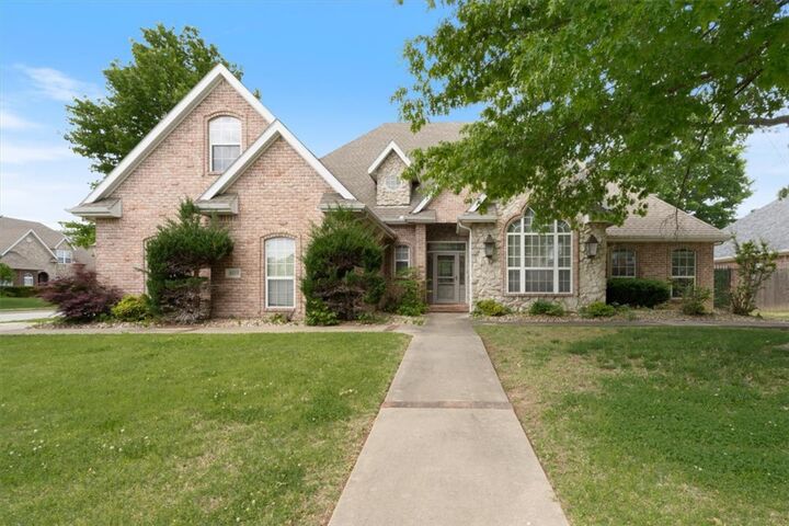 Property Photo:  4619 W Knollview Way  AR 72758 