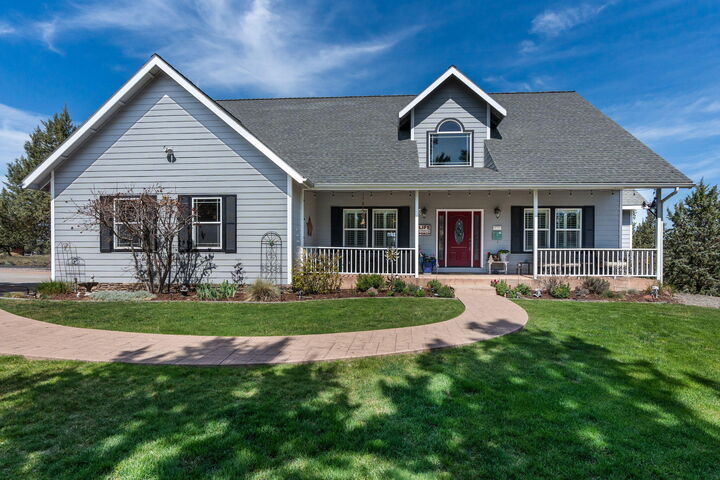 Property Photo:  505 SE Rancho Lane  OR 97741 