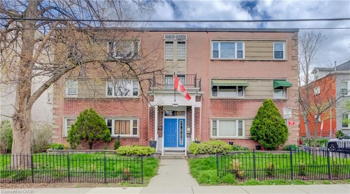137 Emerald Street S 25 — photo 1