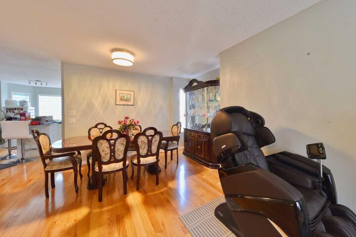 Property Photo: 105 Coral Springs Close NE AB T3J 3S5