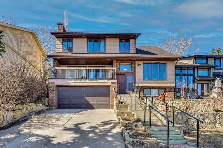 Property Photo: 5819 Coach Hill Road SW AB T3H 1E3