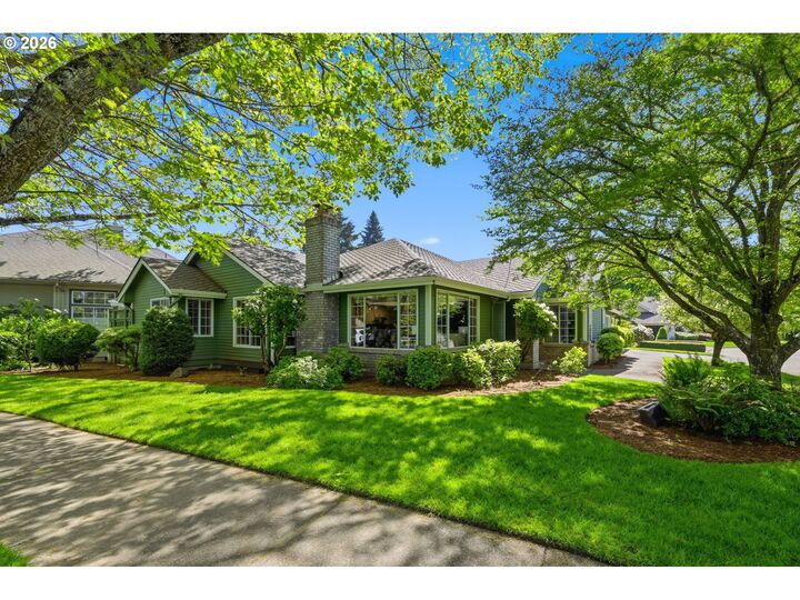 Property Photo:  880 Spyglass Dr  OR 97401 