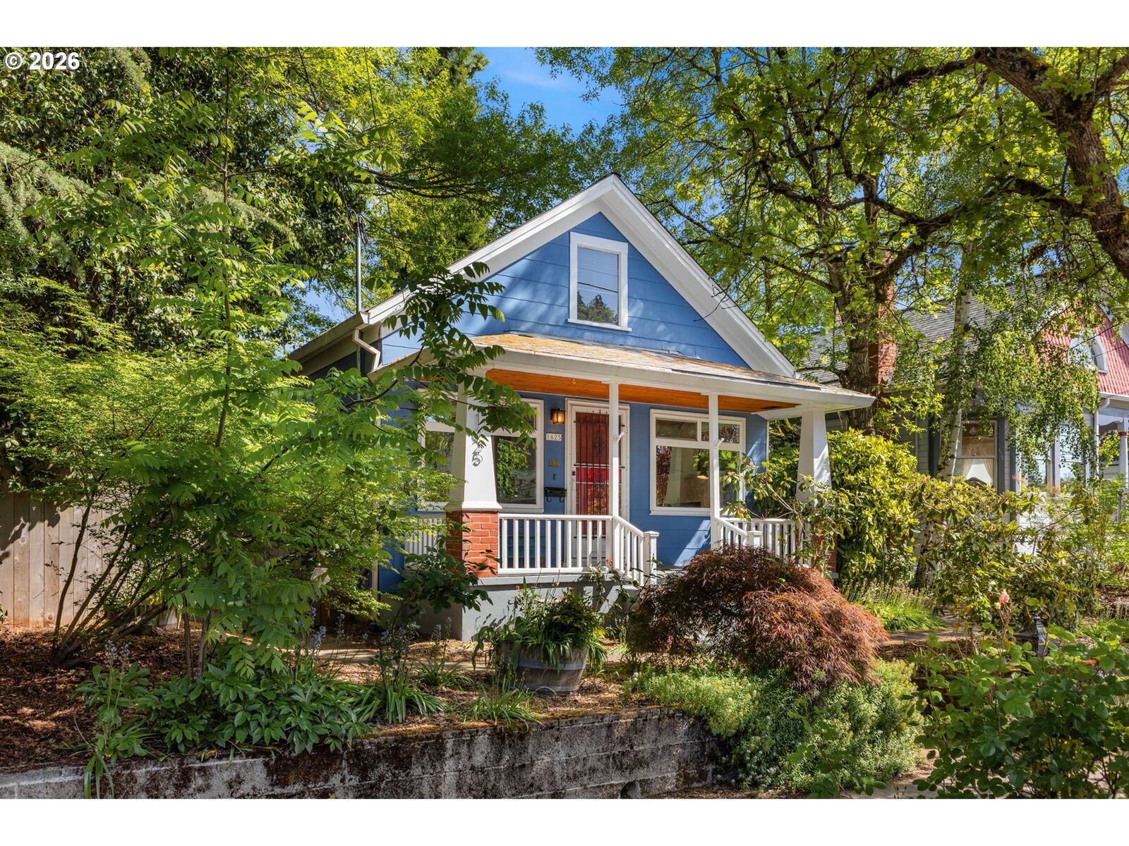 Property Photo:  1625 SE Umatilla St  OR 97202 
