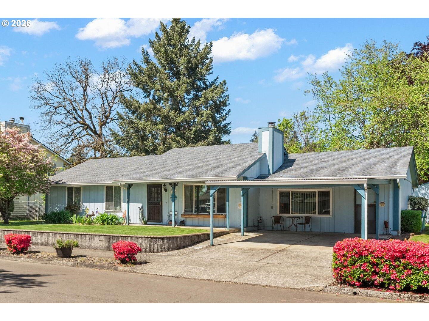 Property Photo:  5706 NE 38th St  WA 98661 
