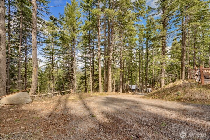 Property Photo:  170  Pumphouse Hill Road  WA 98922 