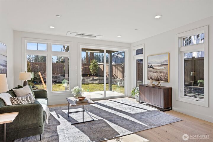 Property Photo:  9311  132nd Avenue NE  WA 98033 