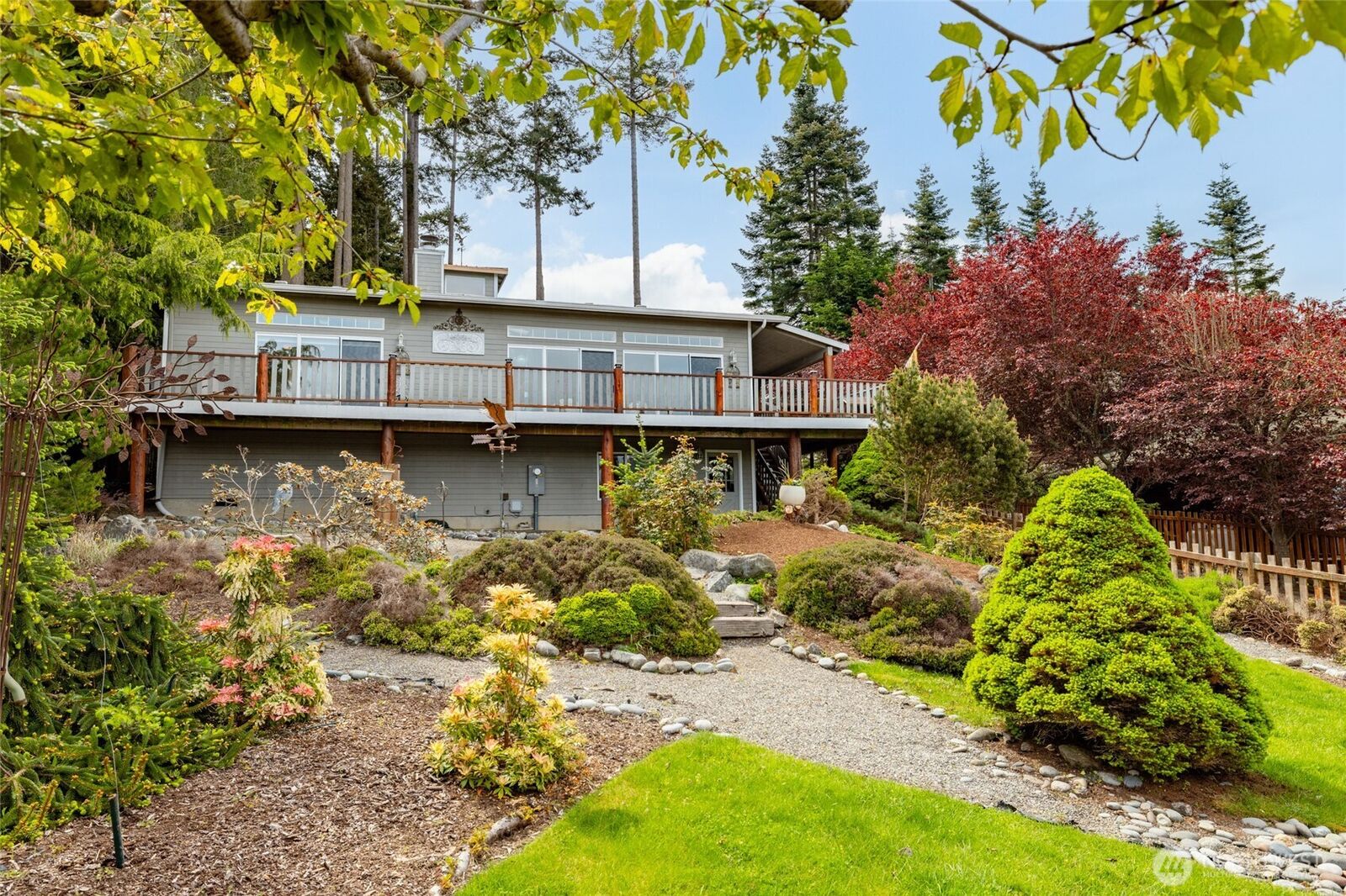 Property Photo:  615 NE 4th Street  WA 98239 