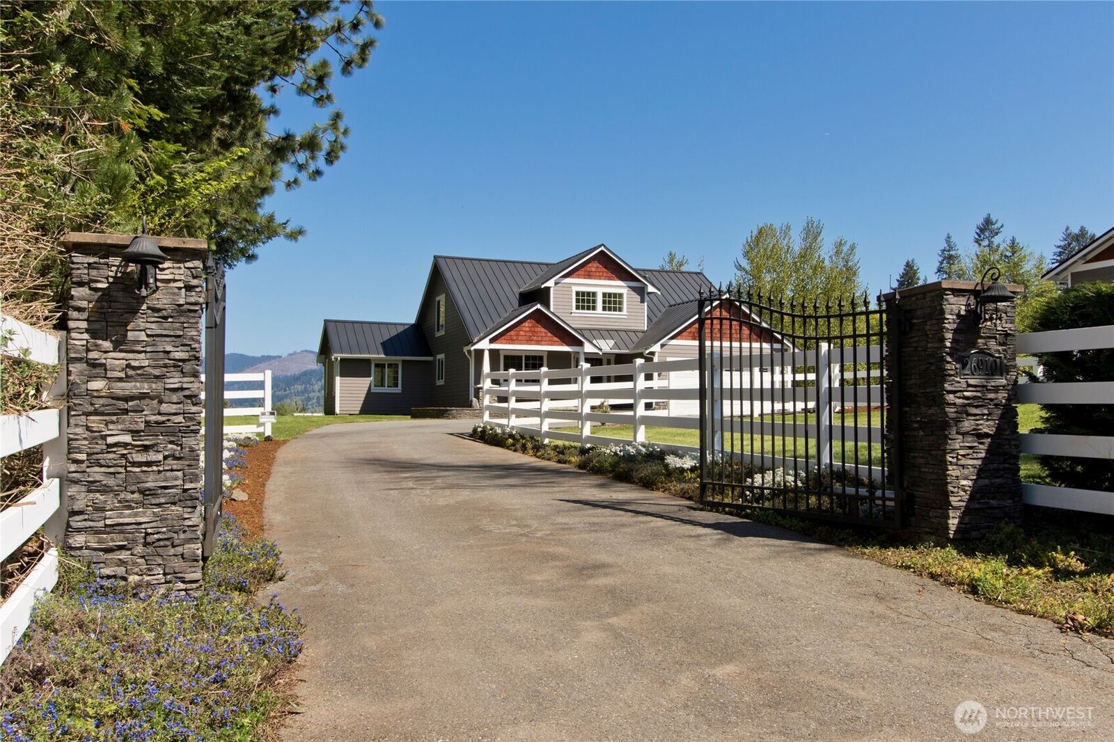 Property Photo:  26910 SE 216th Street  WA 98038 