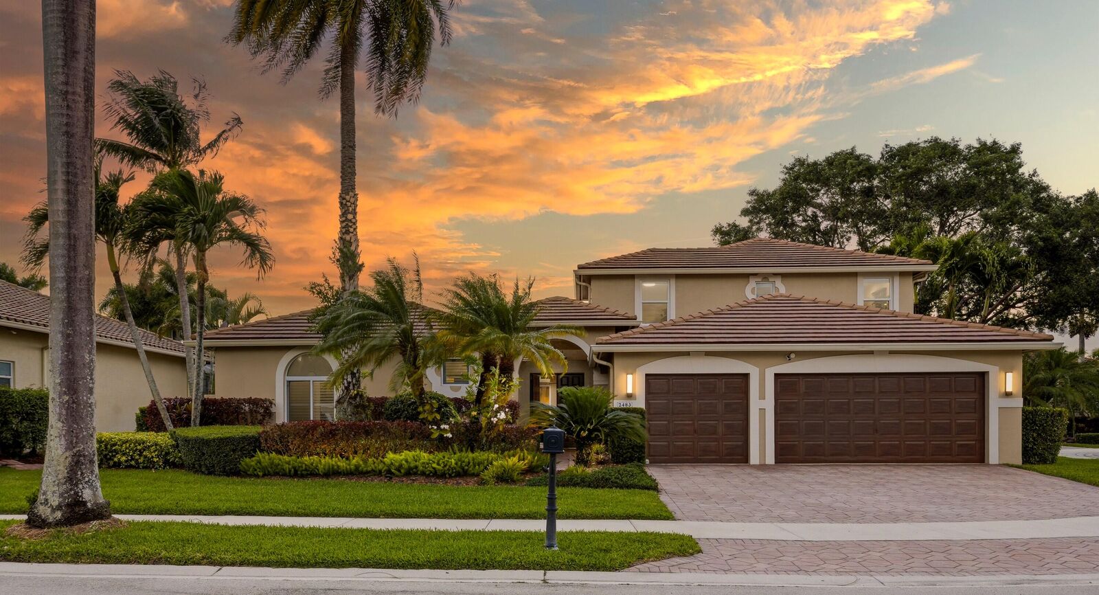 Property Photo:  2483 Eagle Watch Court  FL 33327 