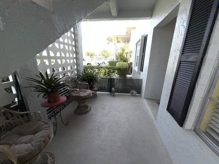 Property Photo:  1030 Silk Oak Terrace 101  FL 33445 