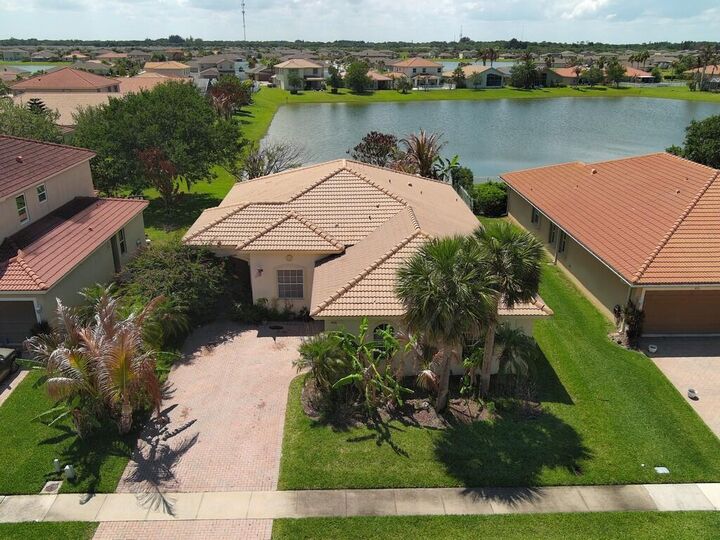 Property Photo:  4133 Worlington Terrace  FL 34947 