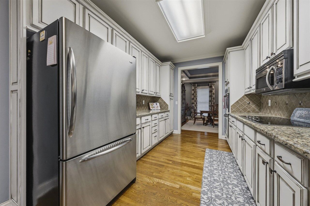 Property Photo:  148 Keeneland Court  KY 42104 