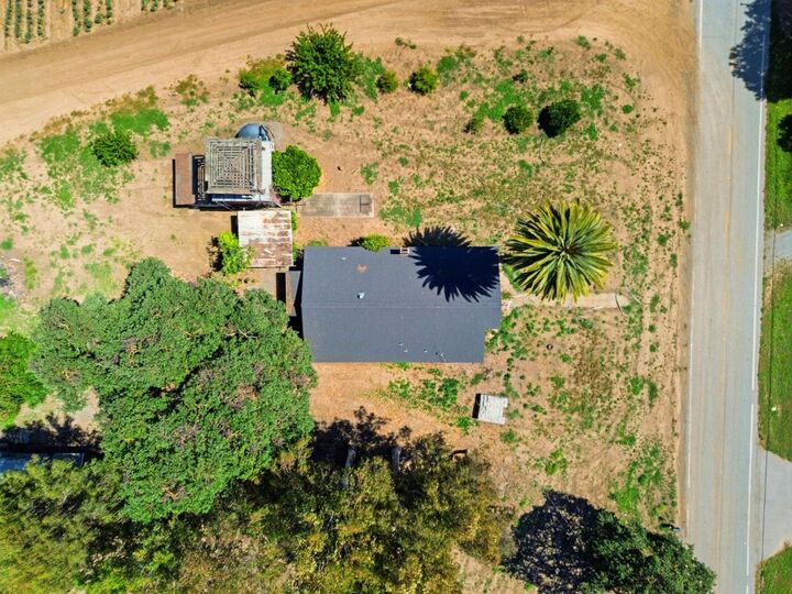 Property Photo:  3115 Leavesley Road  CA 95020 