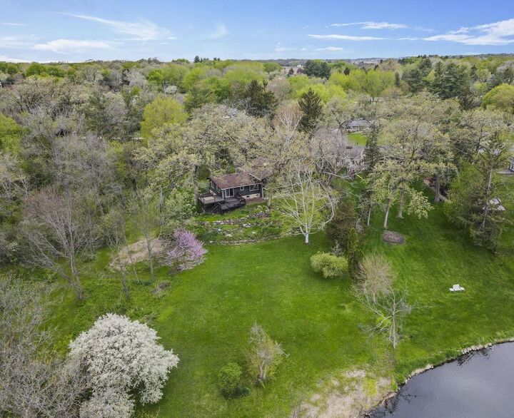 Property Photo:  1004 Ridgewood Drive  WI 53589 
