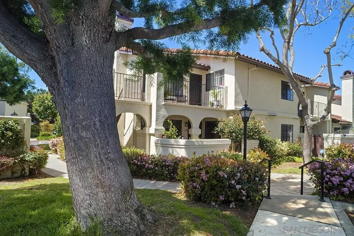 Property Photo:  4235 Porte De Palmas 181  CA 92122 