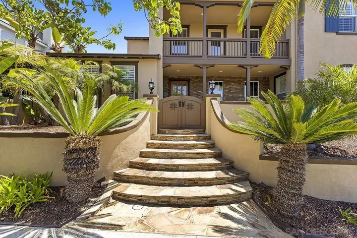 Property Photo:  6338 Huntington Dr  CA 92009 