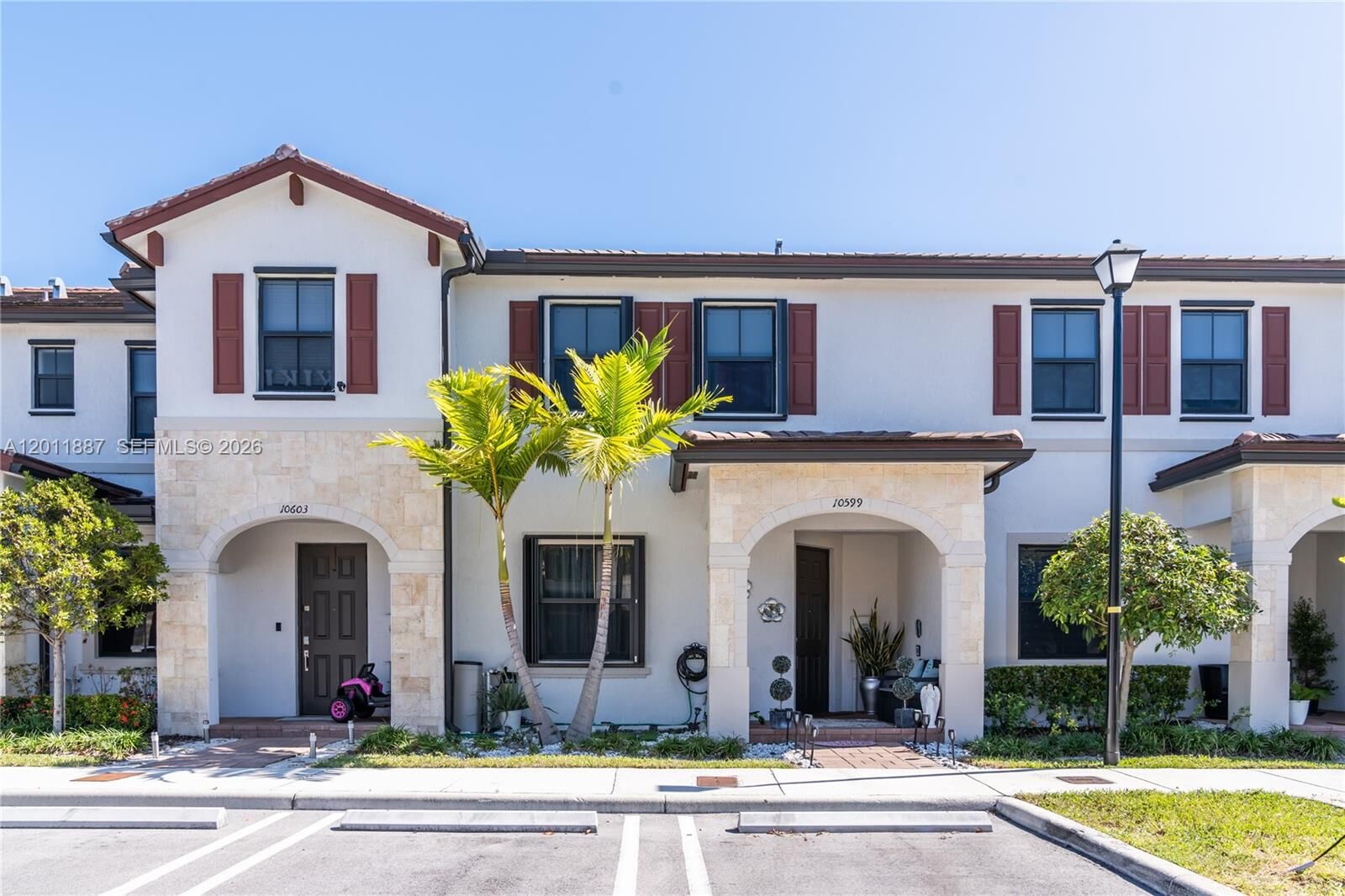 Property Photo:  10599 W 33rd Ct  FL 33018 