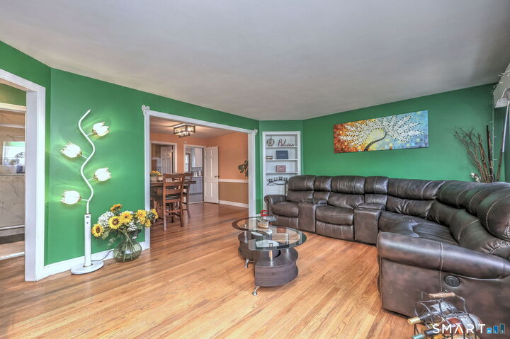 Property Photo:  59 Hayward Road  CT 06514 