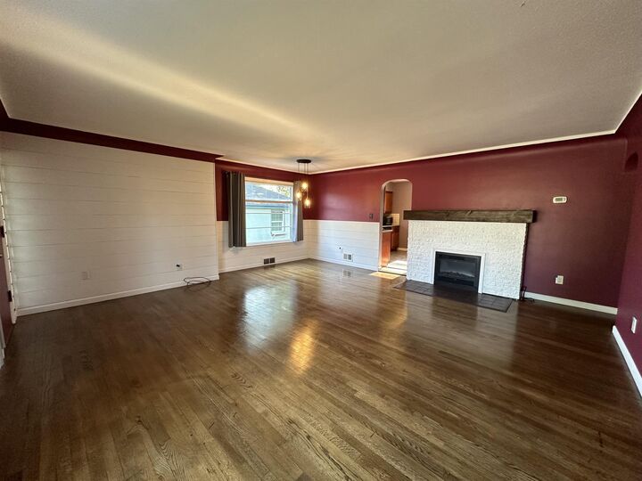 Property Photo:  4323 N Wall St  WA 99205 