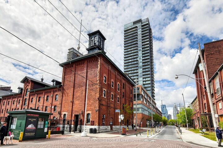 Property Photo:  33 Mill Street 210  ON M5A 3R3 