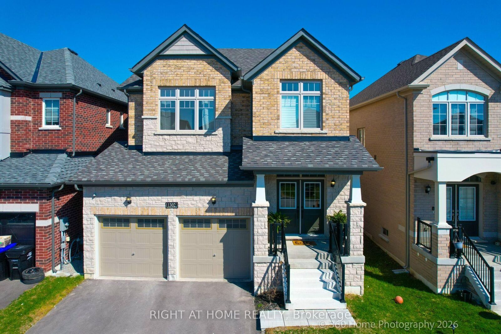 Property Photo: 1302 Broderick Street ON L9S 0P6