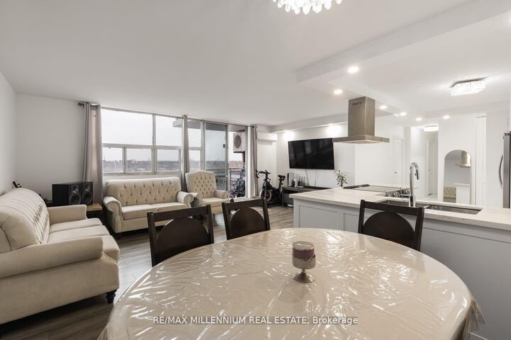 Property Photo:  2645 Kipling Avenue W 706  ON M9V 3S6 