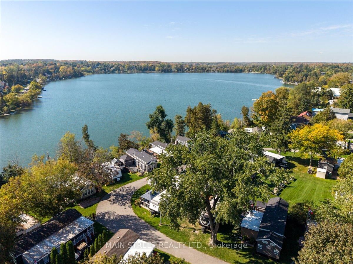 Property Photo: 15 Hawaiian Circle ON L0G 1E0