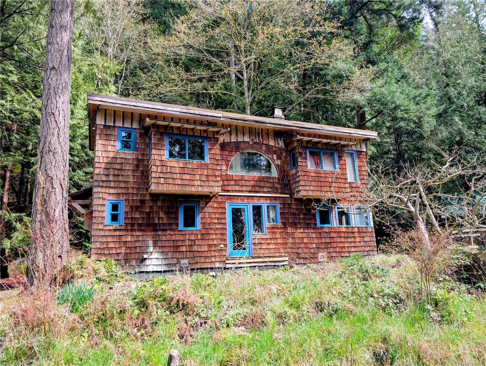 Property Photo: 948 Harrison Way BC V0R 1X2