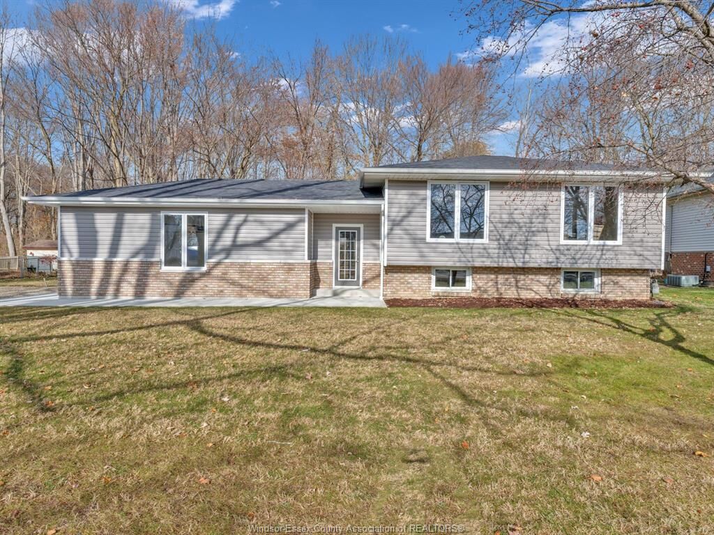 Property Photo: 332 Heritage Road ON