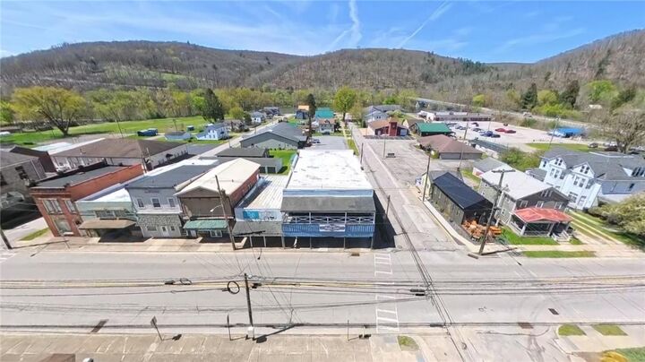 Property Photo:  311 Elm St  PA 16353 