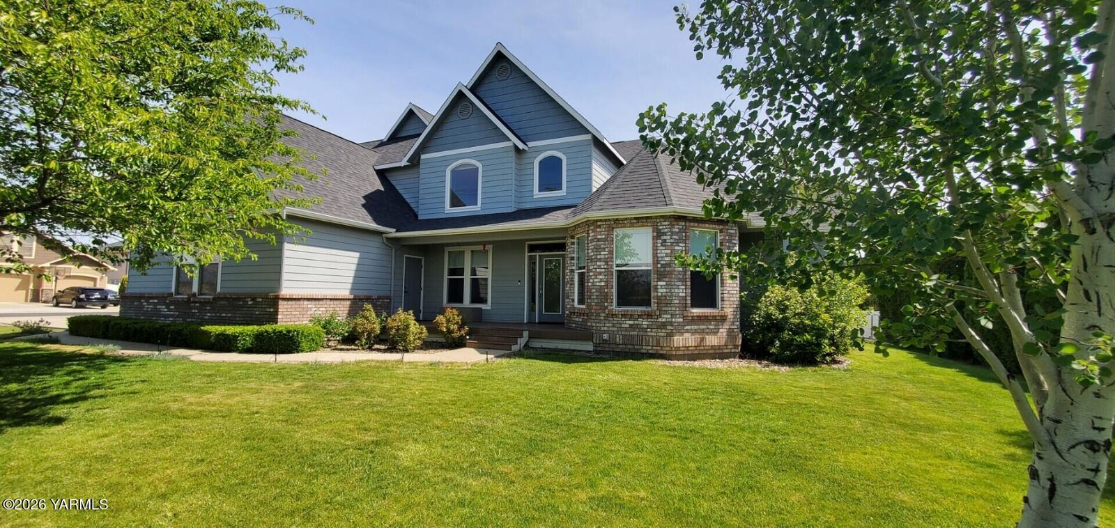 Property Photo: 7904 Easy St WA 98903