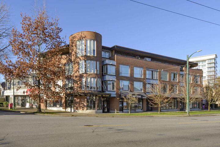 Property Photo: 3089 Oak Street 206 BC V6H 2K8