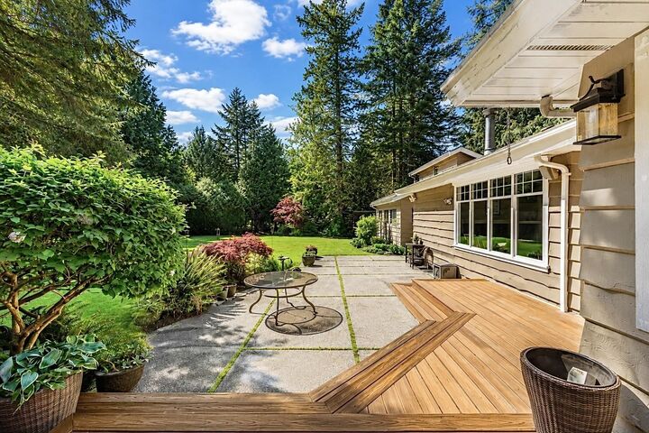 Property Photo: 13666 30 Avenue BC V4P 1T9