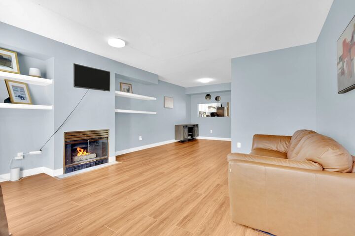 13713 72A Avenue 20 — photo 1