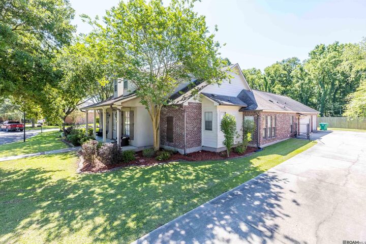 Property Photo: 35397 Oak Haven Ave LA 70734