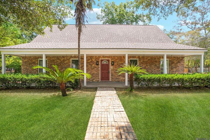 Property Photo:  37209 Manchac Ln  LA 70769 